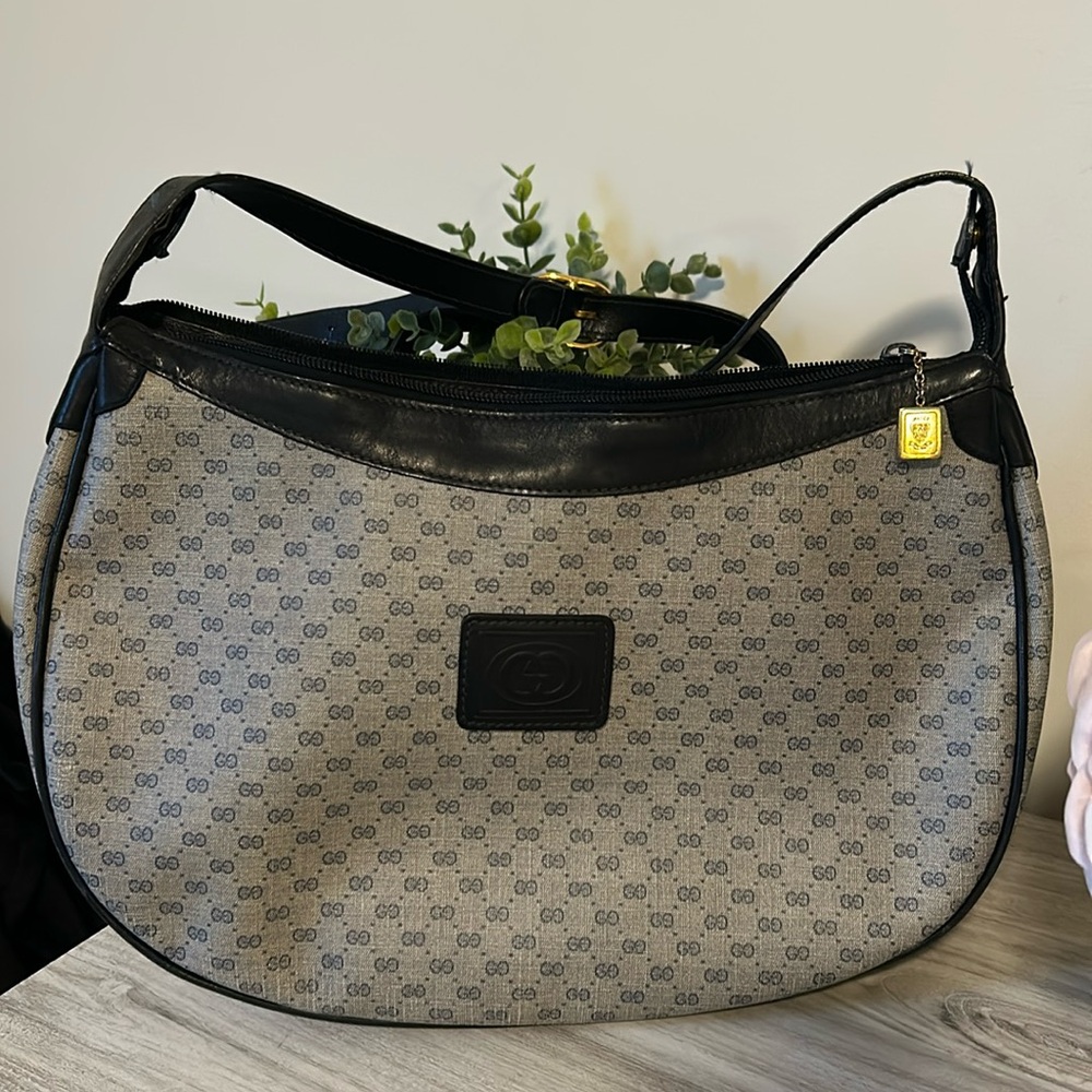 GUCCI Vintage Hobo monogram canvas bag EUC